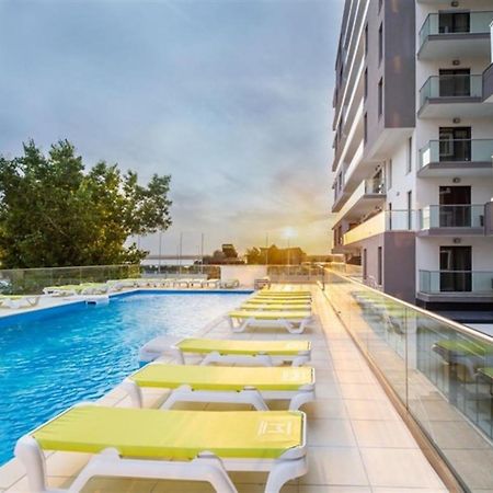 Mira Residence Apart & Penthouse Неводарі Екстер'єр фото